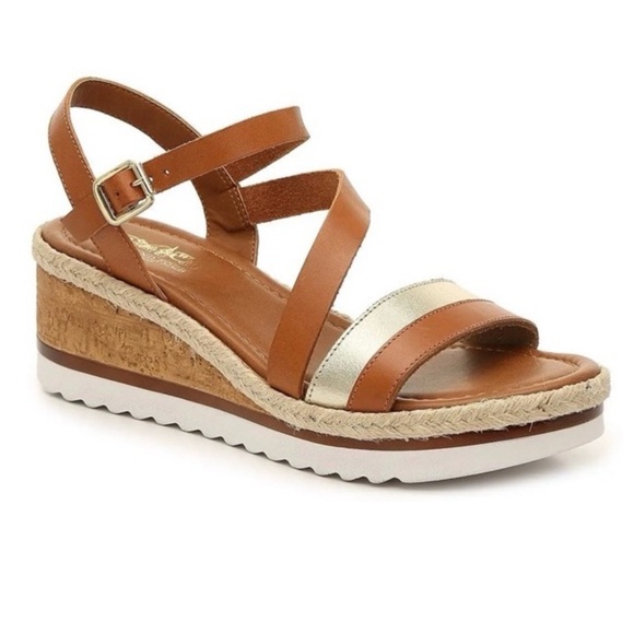 Coach and Four Shoes - Coach and Four Banno Metallic Gold Wedge Strappy Sandals Women’s Size 8